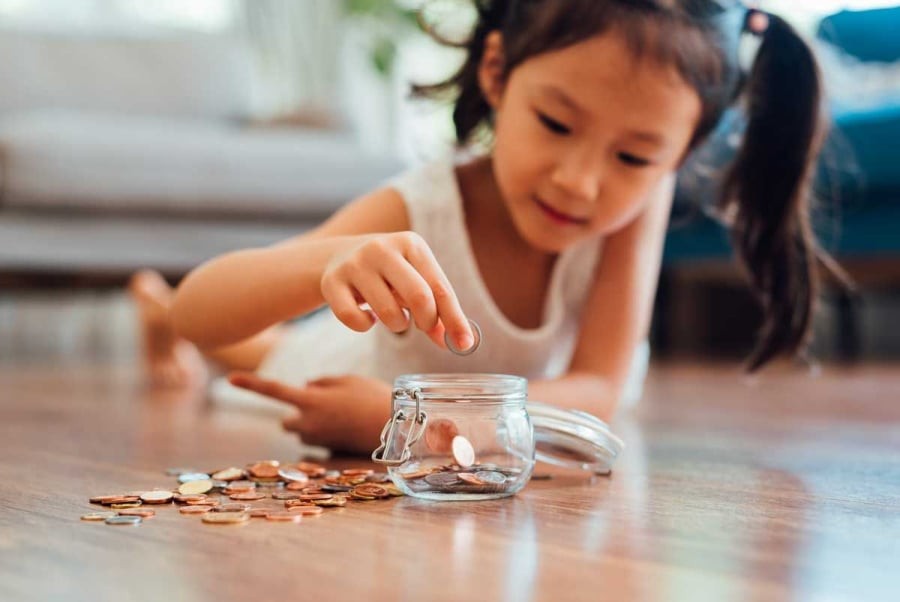 Quý trọng lao động và tiền bạc là nền tảng cho cuộc sống giàu sang sau này