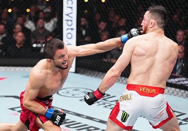 Umar Nurmagomedov cho biết anh không cảm thấy bất kỳ áp lực nào trước thềm UFC 321.