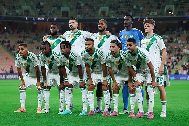 Al Ahli giành chiến thắng đậm khi Riyad Mahrez và Ivan Toney mỗi người đóng góp 1 kiến tạo.