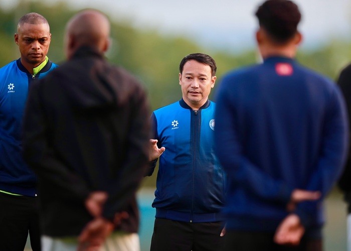 Nam Định khó có điểm trên đất Nhật.