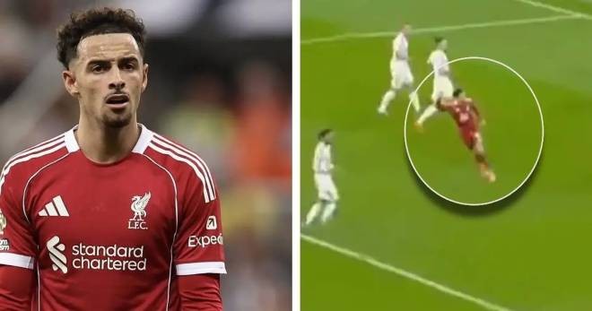 Curtis Jones bị fan trêu chọc vì 