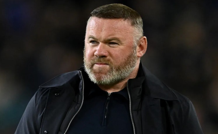 Rooney thừa nhận mình đã sai về Mbeumo. 