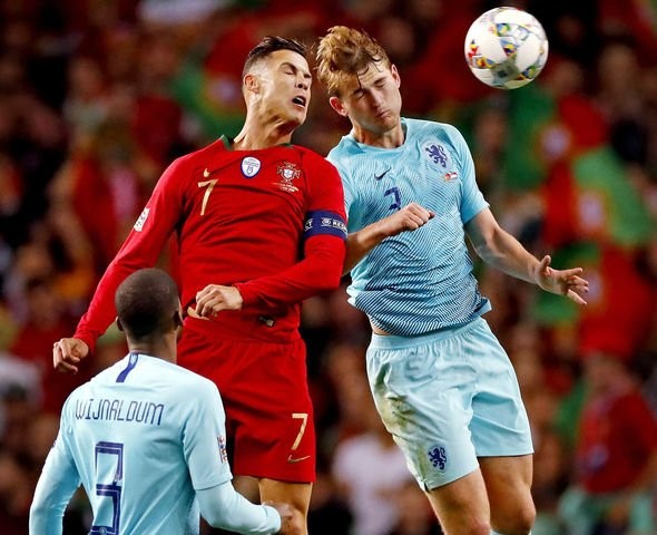 De Ligt tiết lộ anh là một fan của Ronaldo và Man Utd từ khi còn nhỏ.