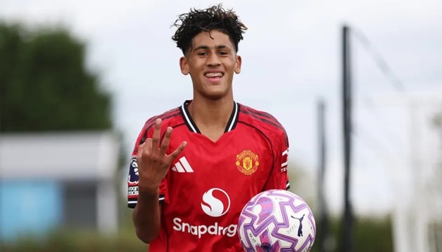 JJ Gabriel - Tài năng 15 tuổi đáng mong đợi của MU.