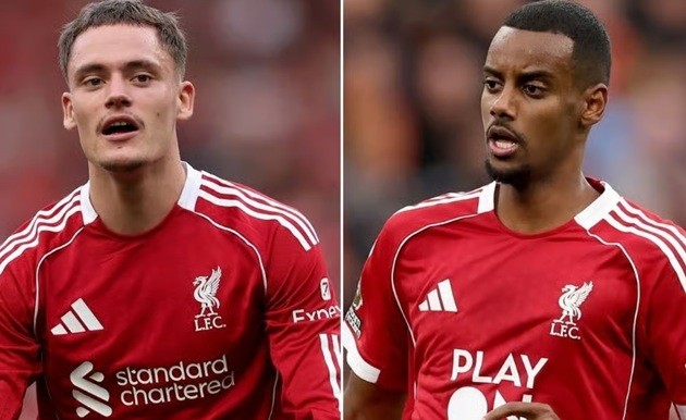 Hai tân binh đắt giá của Liverpool chưa thể hiện đúng kỳ vọng.