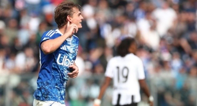 Nico Paz vừa tỏa sáng giúp Como đả bại Juventus.