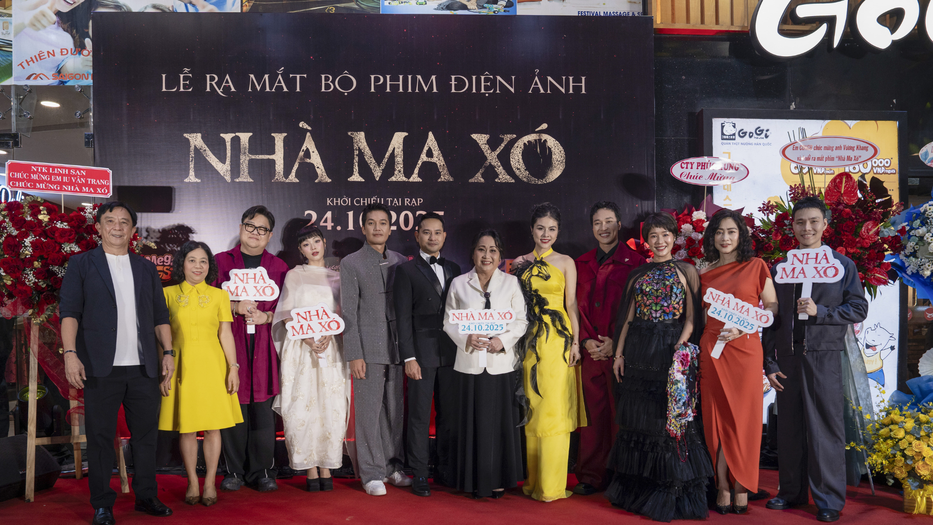 ĐẠO DIỄN TRƯƠNG DŨNG VÀ DÀN DIỄN VIÊN TRONG PHIM
