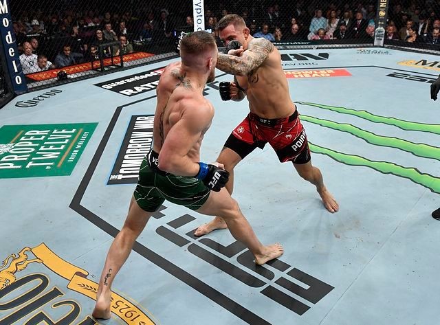 Dustin Poirier và Conor McGregor
