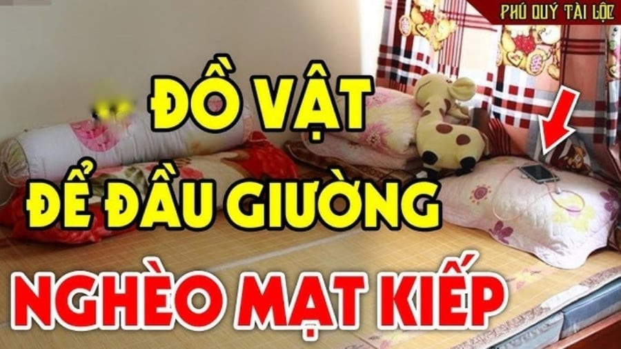 Đầu giường ngủ đặt hướng này nghèo khổ