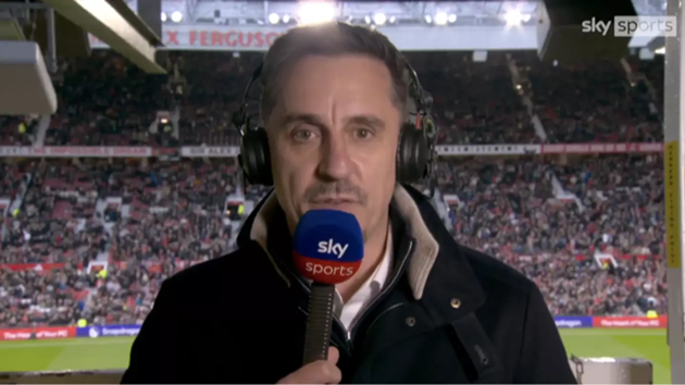 Gary Neville khiến nhiều người hâm mộ Man Utd khó chịu về những bình luận trong trận đấu mới đây.