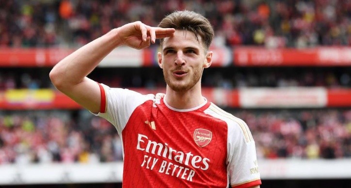 Rice là mẫu tiền vệ công thủ toàn diện.