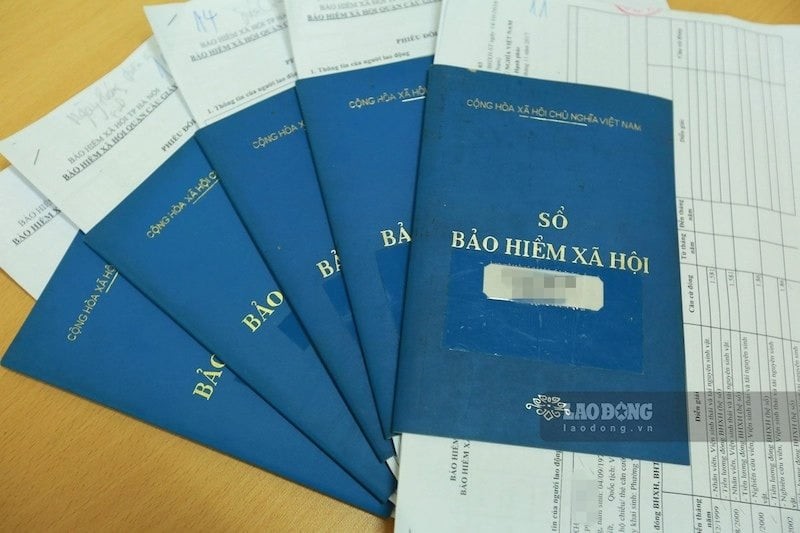 Theo quy định hiện hành, khi về hưu, người lao động không chỉ được nhận lương hưu hằng tháng mà còn có thể nhận thêm khoản trợ cấp một lần nếu có thời gian đóng bảo hiểm xã hội dài hạn.