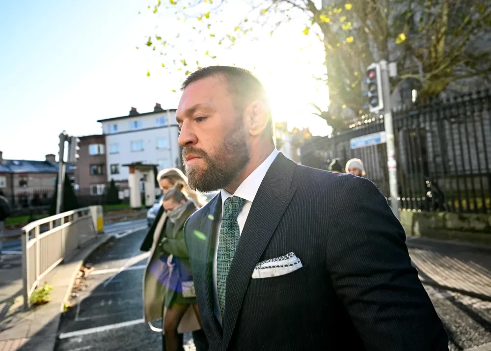 Conor McGregor tại một phiên tòa