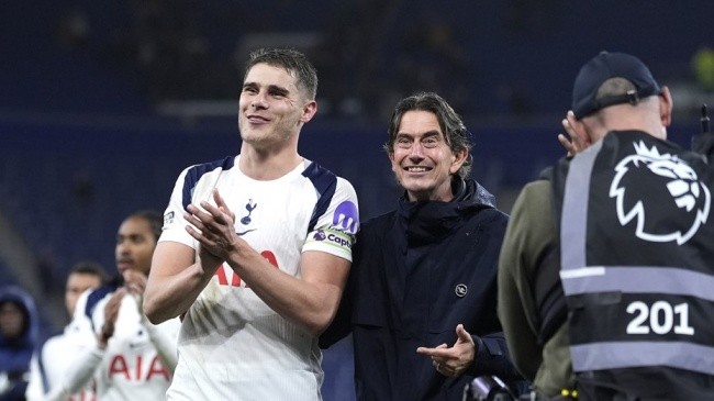 Tottenham lợi hại ở các bài đánh cố định.