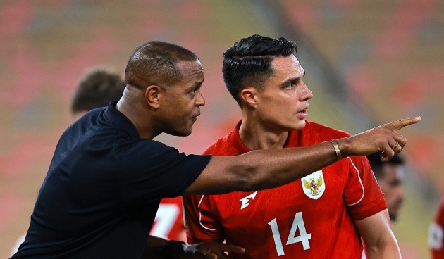 Indonesia chắc chắn gặp khó khăn sau khi chia tay Kluivert.