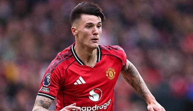 Benjamin Sesko quyết tâm chuyển tới Manchester United.