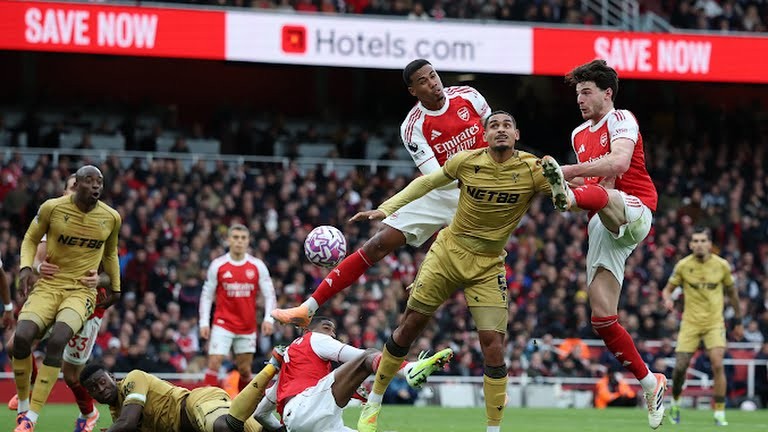 Hàng phòng ngự là điểm tựa vững vàng của Arsenal.