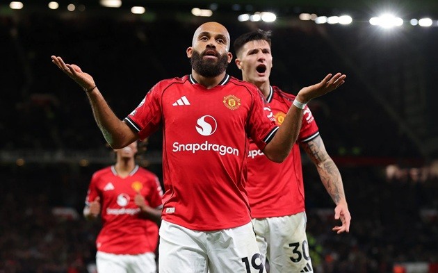 Các tân binh thể hiện ấn tượng.