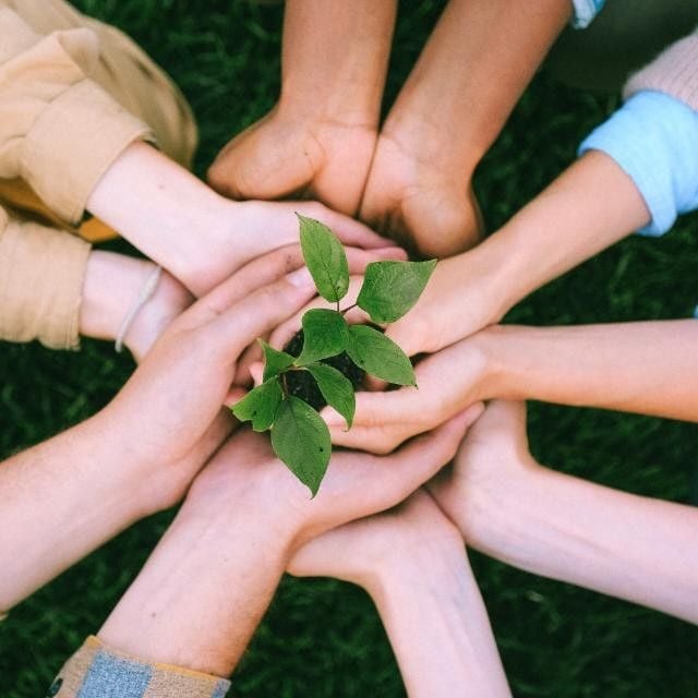 Người có tư duy tích cực giúp bạn vượt qua được chướng ngại trong đời