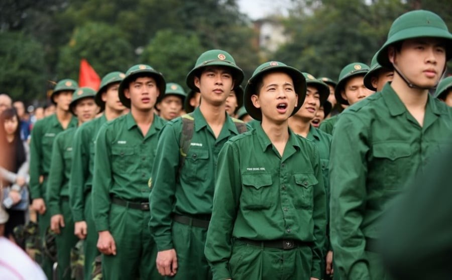 Đơn vị cũng sẽ tiễn quân nhân về địa phương hoặc cấp tiền tàu, xe (loại phổ thông) cùng phụ cấp đi đường từ đơn vị đến nơi cư trú.