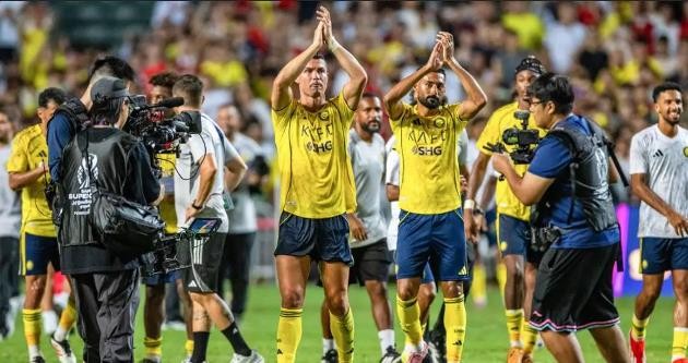 Ronaldo không thể giúp đánh bại đội bóng của Benzema.