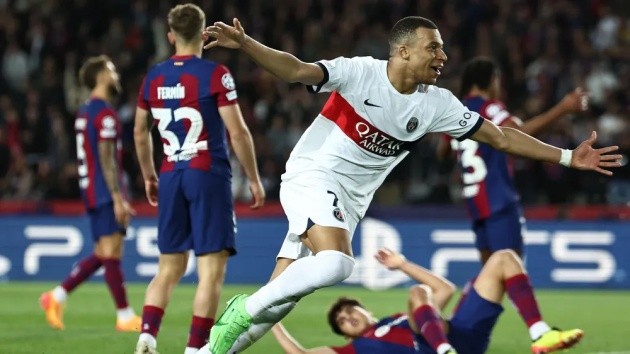 Mbappe thực sự là ác mộng của Barca.