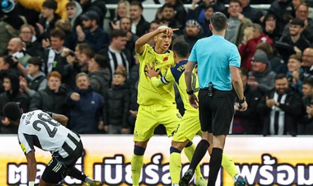 Tottenham không thể có bàn danh dự dù thi đấu nỗ lực