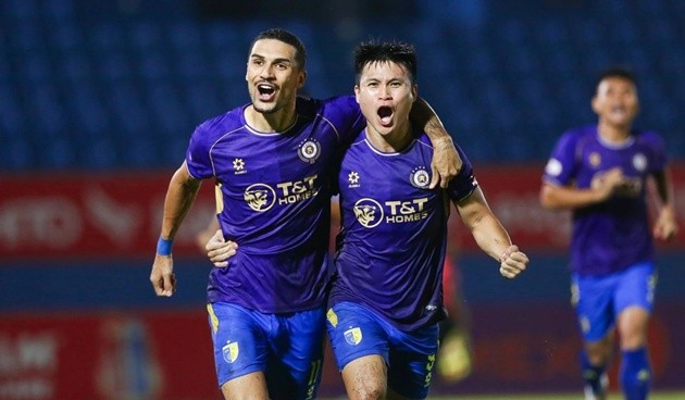 Hà Nội đang chơi khởi sắc dưới thời Kewell