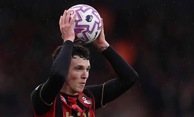 Bournemouth quyết tâm mua đứt Alex Jimenez từ AC Milan.