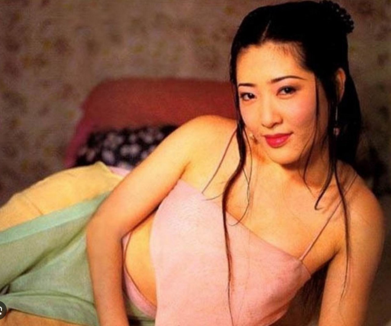 Phụ nữ càng dễ dãi, càng tỏ ra cần chàng thì đàn ông càng không xem trọng, phát ngán bạn. (Ảnh minh họa)