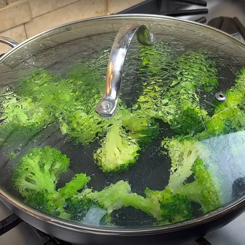 Súp lơ được chần qua