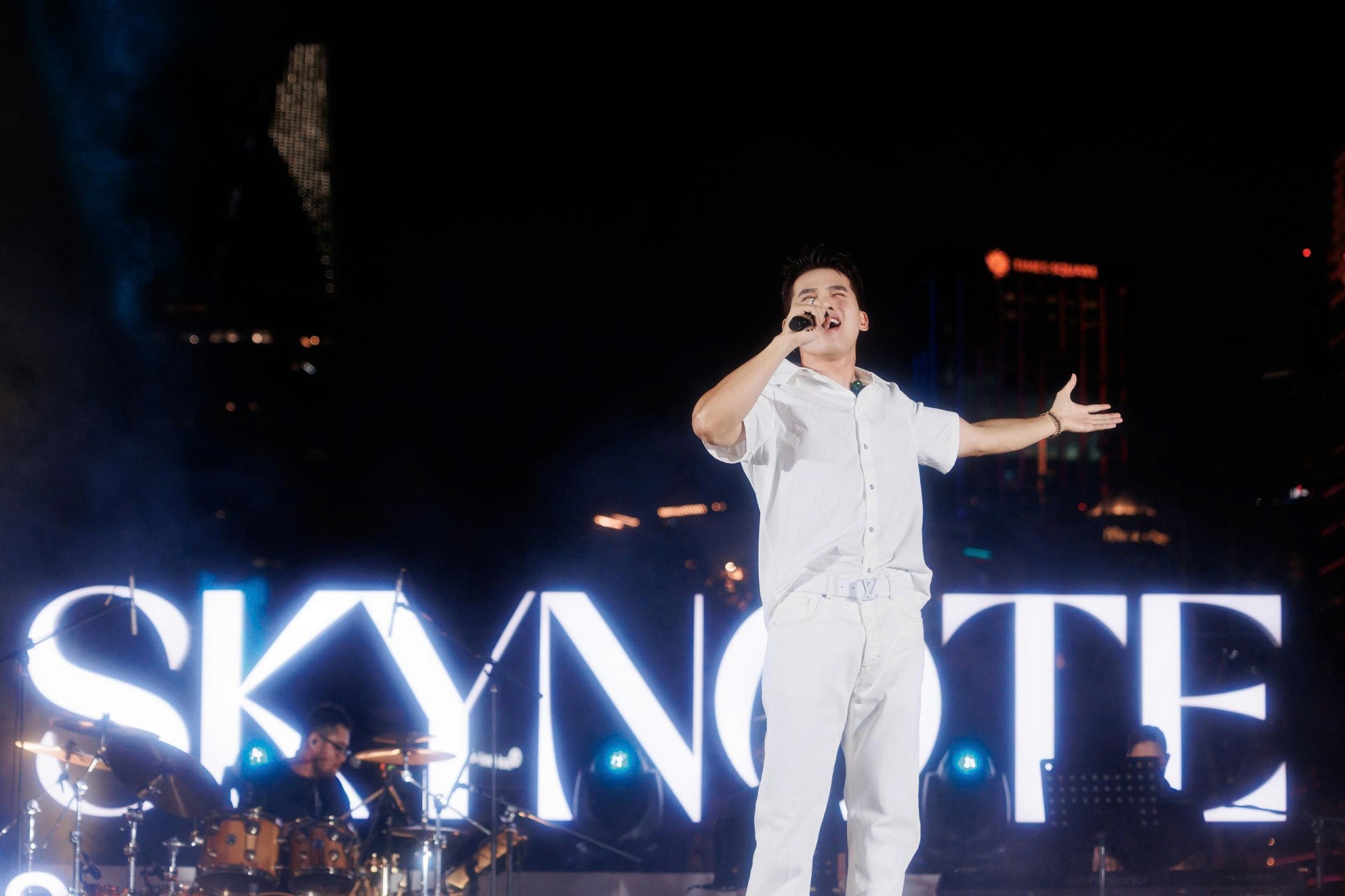 z7167754453679_7350db137bf46d700a753909ce40e4a6