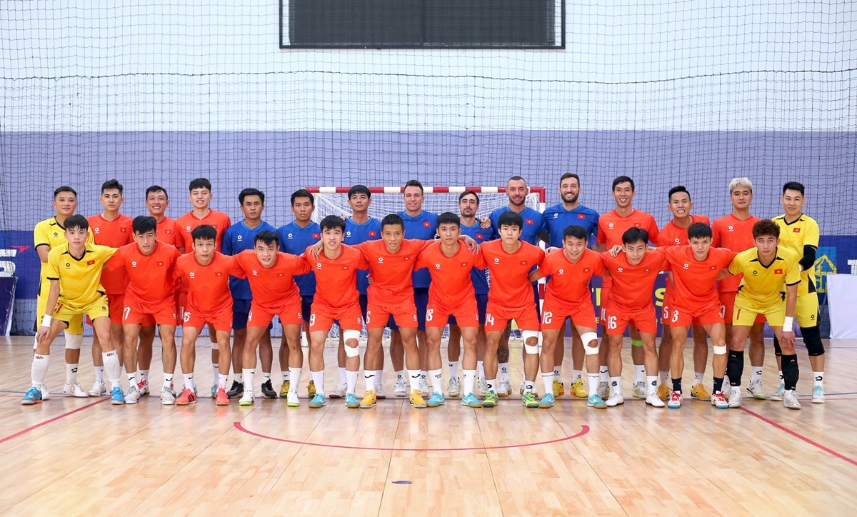 Thầy trò HLV Diego Giustozzi đặt mục tiêu cạnh tranh huy chương tại SEA Games 33. Ảnh: VFF.