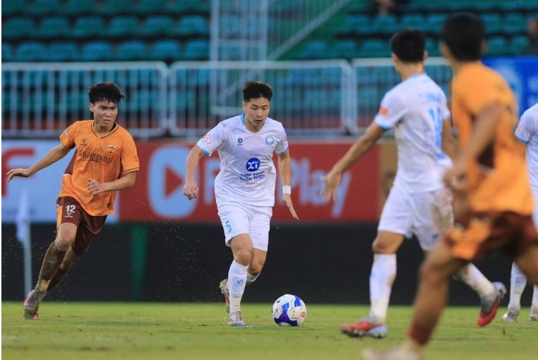 Nam Định không thể giành trọn 3 điểm trước HAGL.