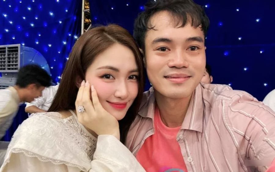 Hòa Minzy nói về tin sắp cưới Văn Toàn khiến dân tình xôn xao
