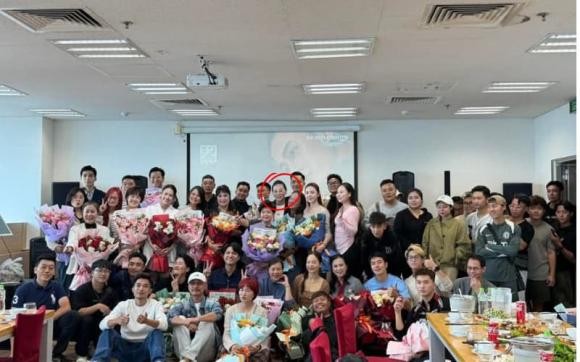 Hình ảnh mới nhất của Phương Oanh gây xôn xao