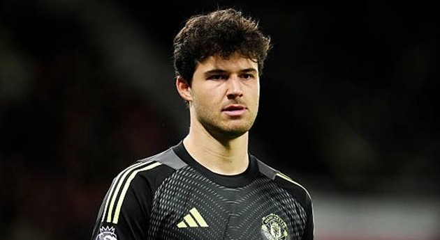 Senne Lammens đang chơi tương đối tốt tại Manchester United.