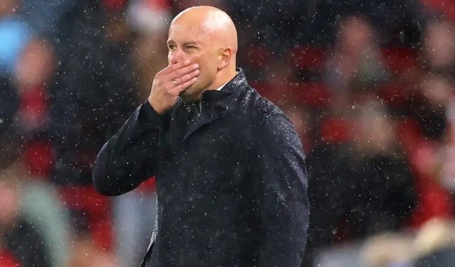 Slot đối mặt áp lực lớn.