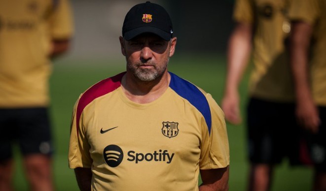 Hansi Flick đau đầu khi một số ngôi sao dính chấn thương.