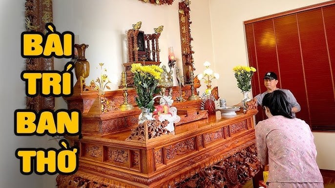 Bàn thờ là nơi tụ khí, trong khi cửa ra vào và cửa sổ lại là nơi khí ra – vào liên tục.