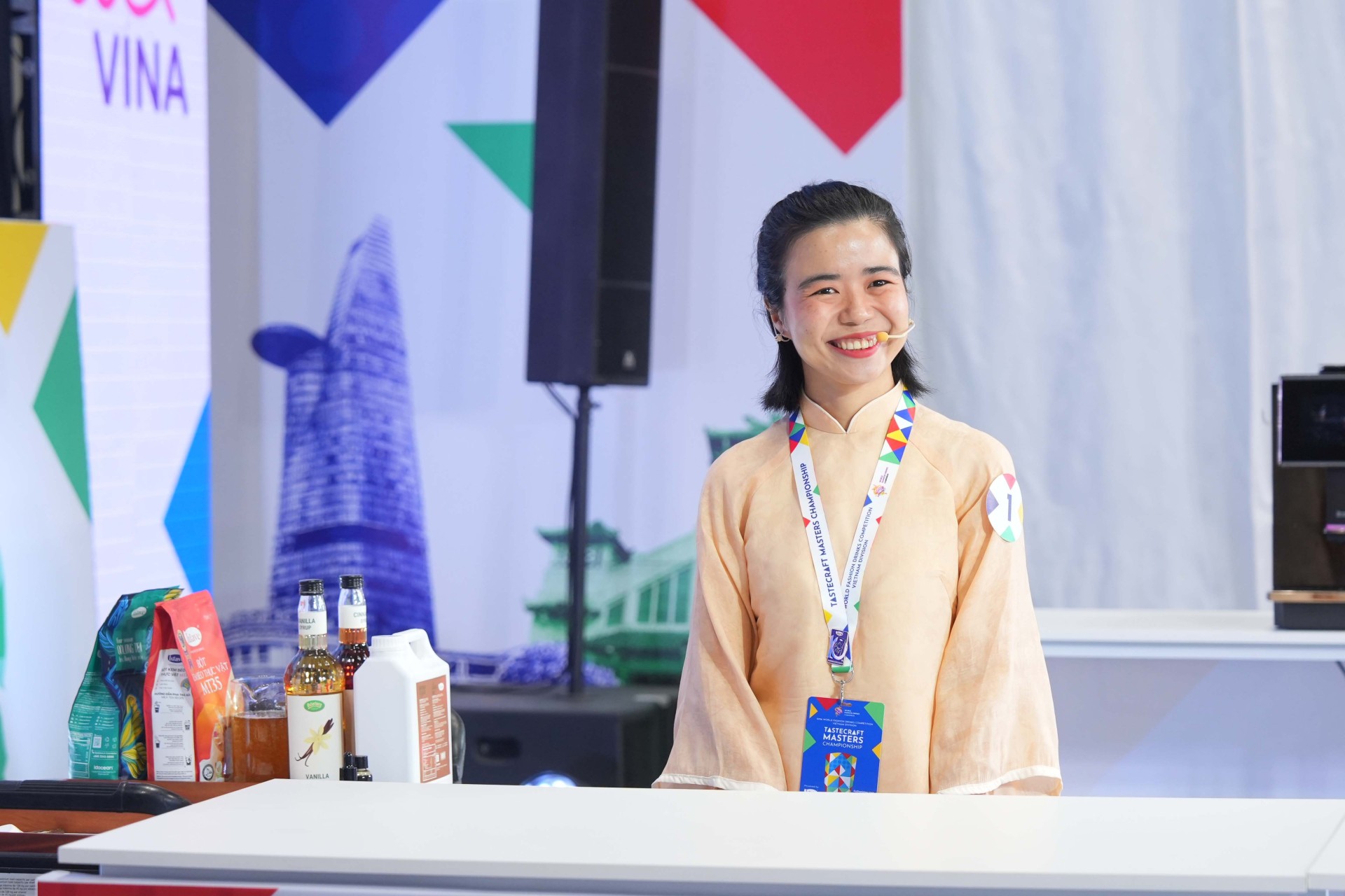 Quán quân Lương Thị Hạnh