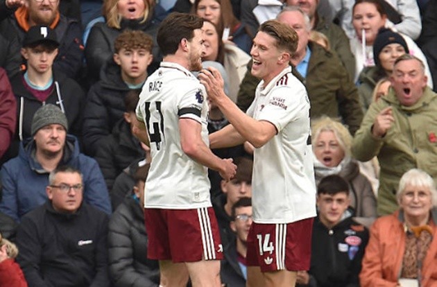 Gyokeres và Declan Rice rực sáng trước Burnley.