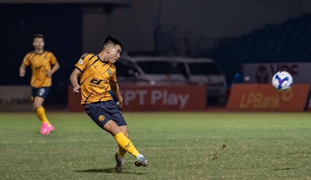 Nỗ lực giành điểm của Thanh Hóa không thành công.