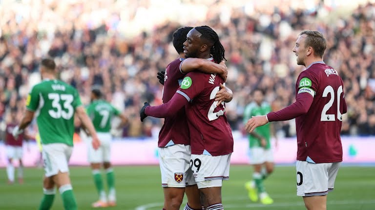 West Ham vừa có chiến thắng quan trọng trên sân nhà.