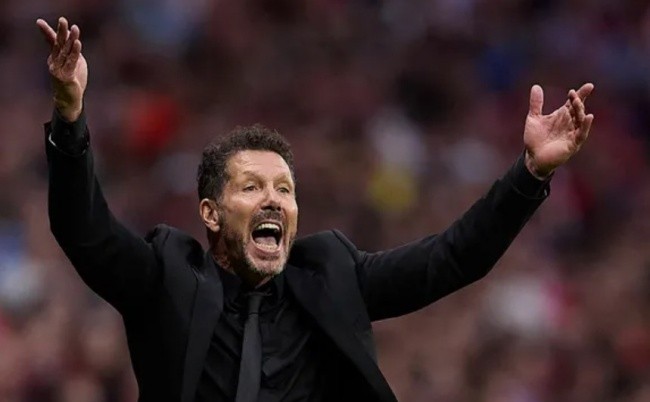 Thầy trò Simeone quyết tâm giành 3 điểm. 