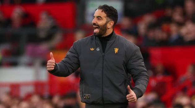 Amorim lên kế hoạch chuyển nhượng dài hạn cho MU.