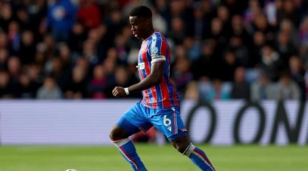  Guehi được nhiều CLB săn đón.