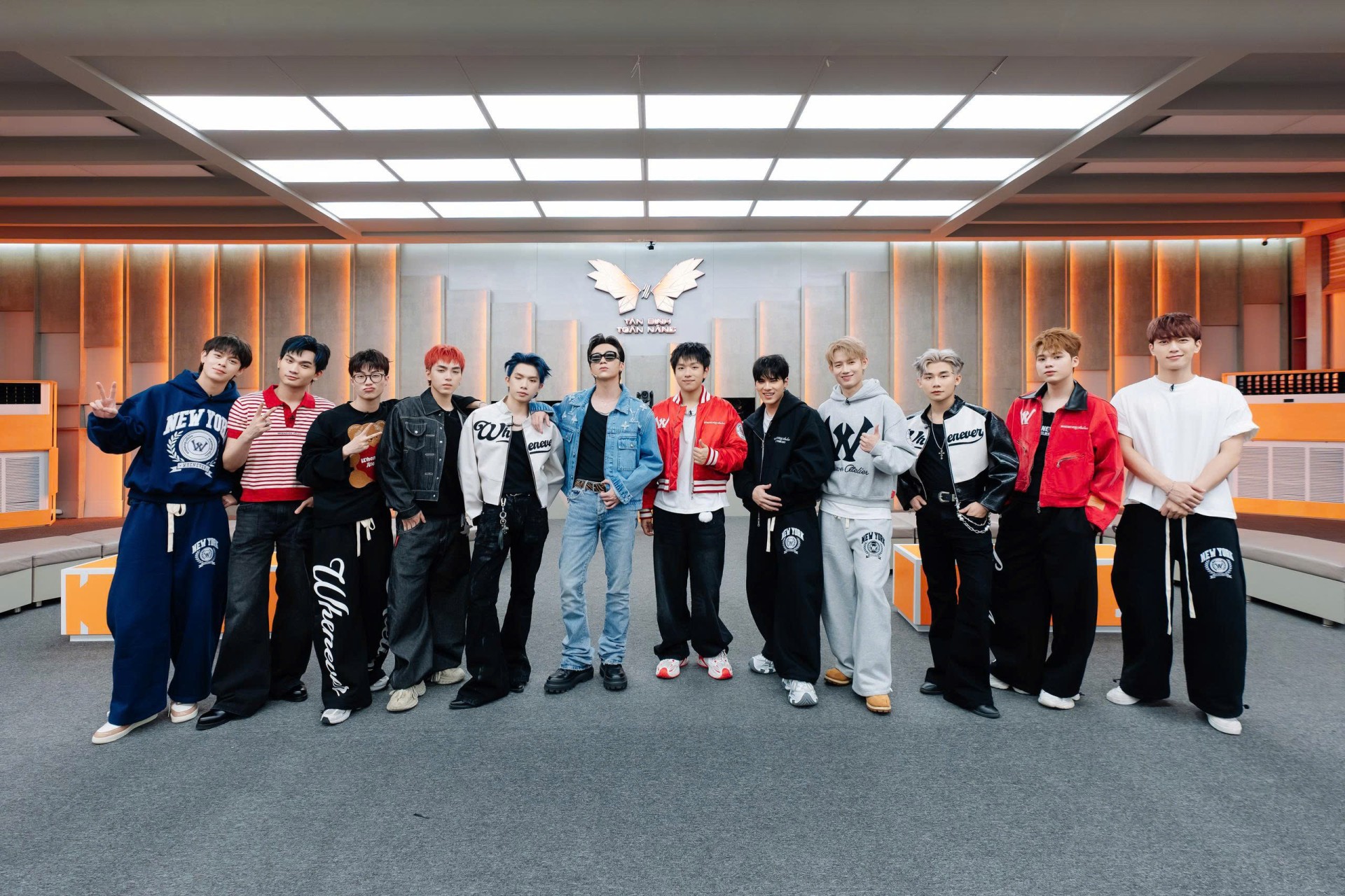 z7187088179933_65c35dc1b0