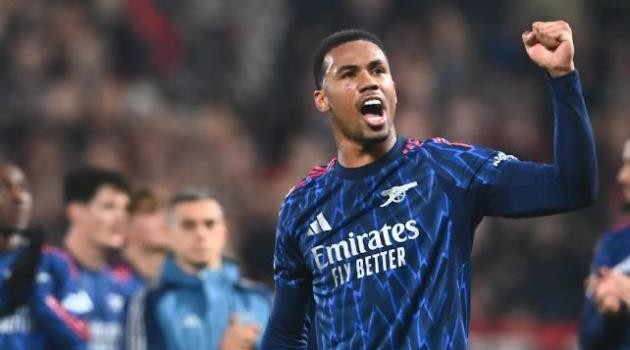 Hàng thủ vững chắc là điểm tựa lớn cho Arsenal.