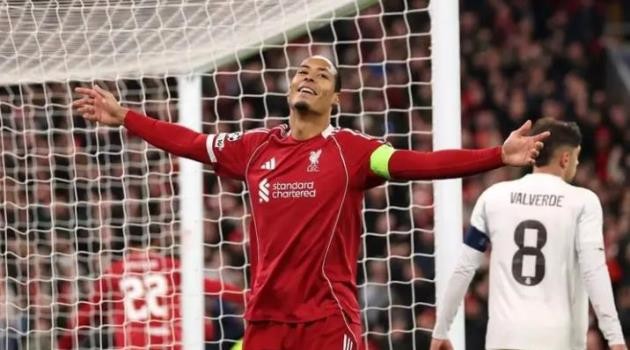 Van Dijk vui mừng trước nỗi thất vọng của Real Madrid.